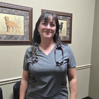 Dr Erin Dr. Sarah Derksen - Veterinarian